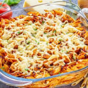 MACARRONES CON TOMATE Y ATUN GRATINADOS